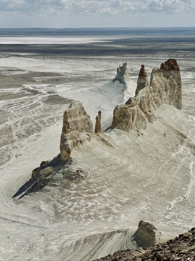 magical-canyon-in-mangystau-desert-kazakhstan-2026-03-17-08-38-08-utc